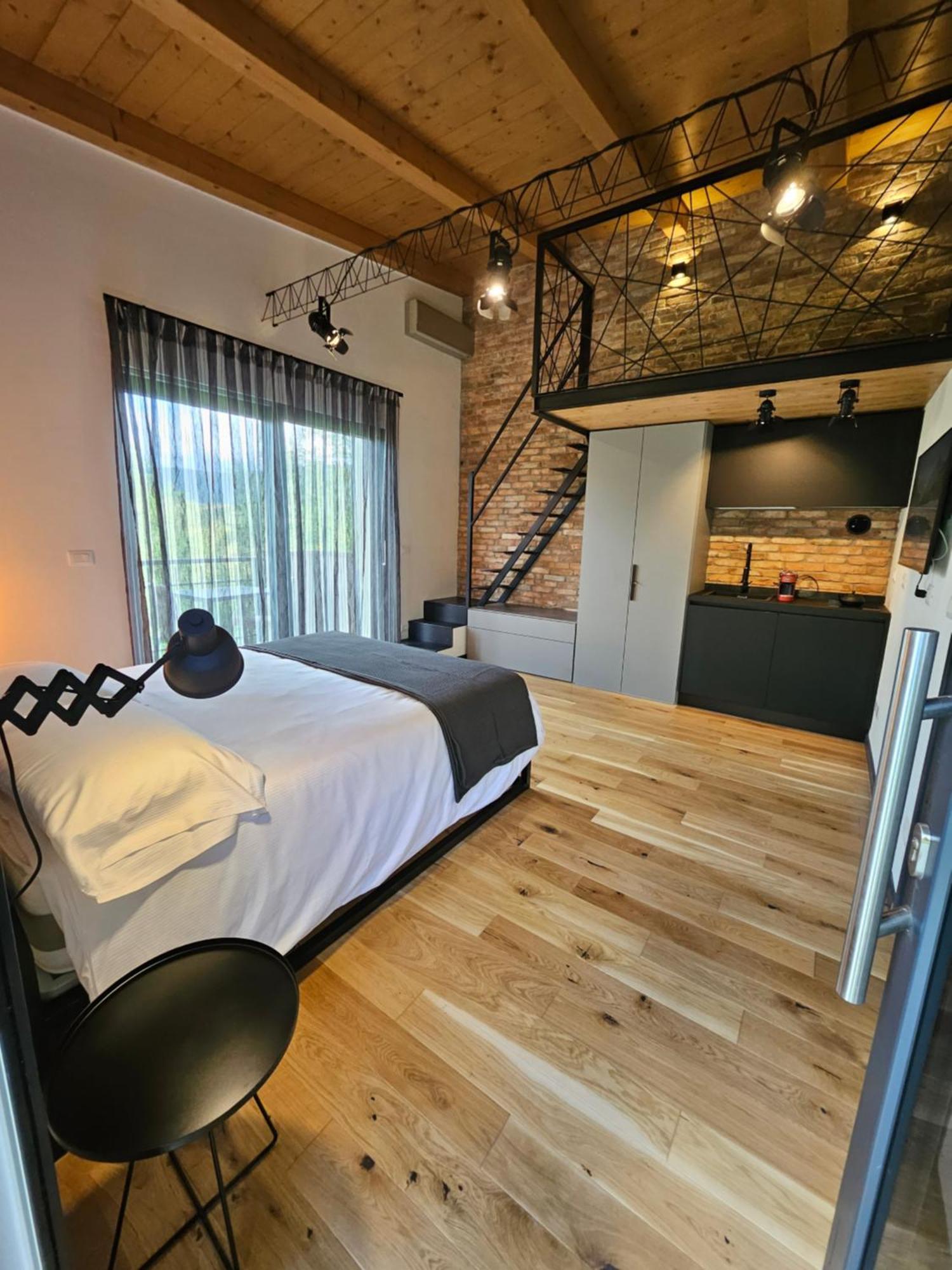 Giardinidieva Loft โกริเซีย ภายนอก รูปภาพ